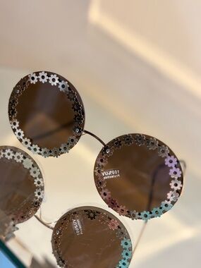 Cute flower sunglasses